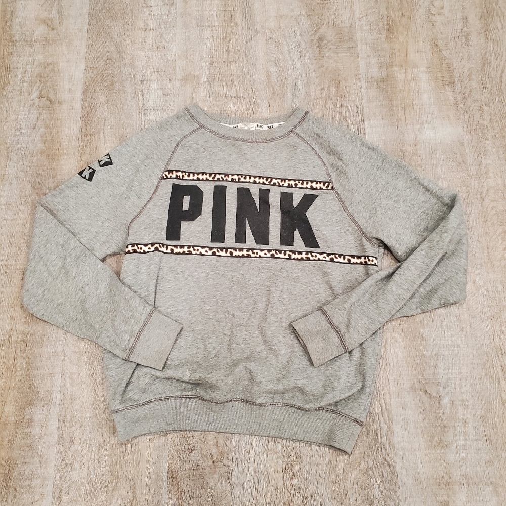 EUC Victoria's Secret PINK Cheeta Print Gray Long-sleeved Sweatshirt Size XS